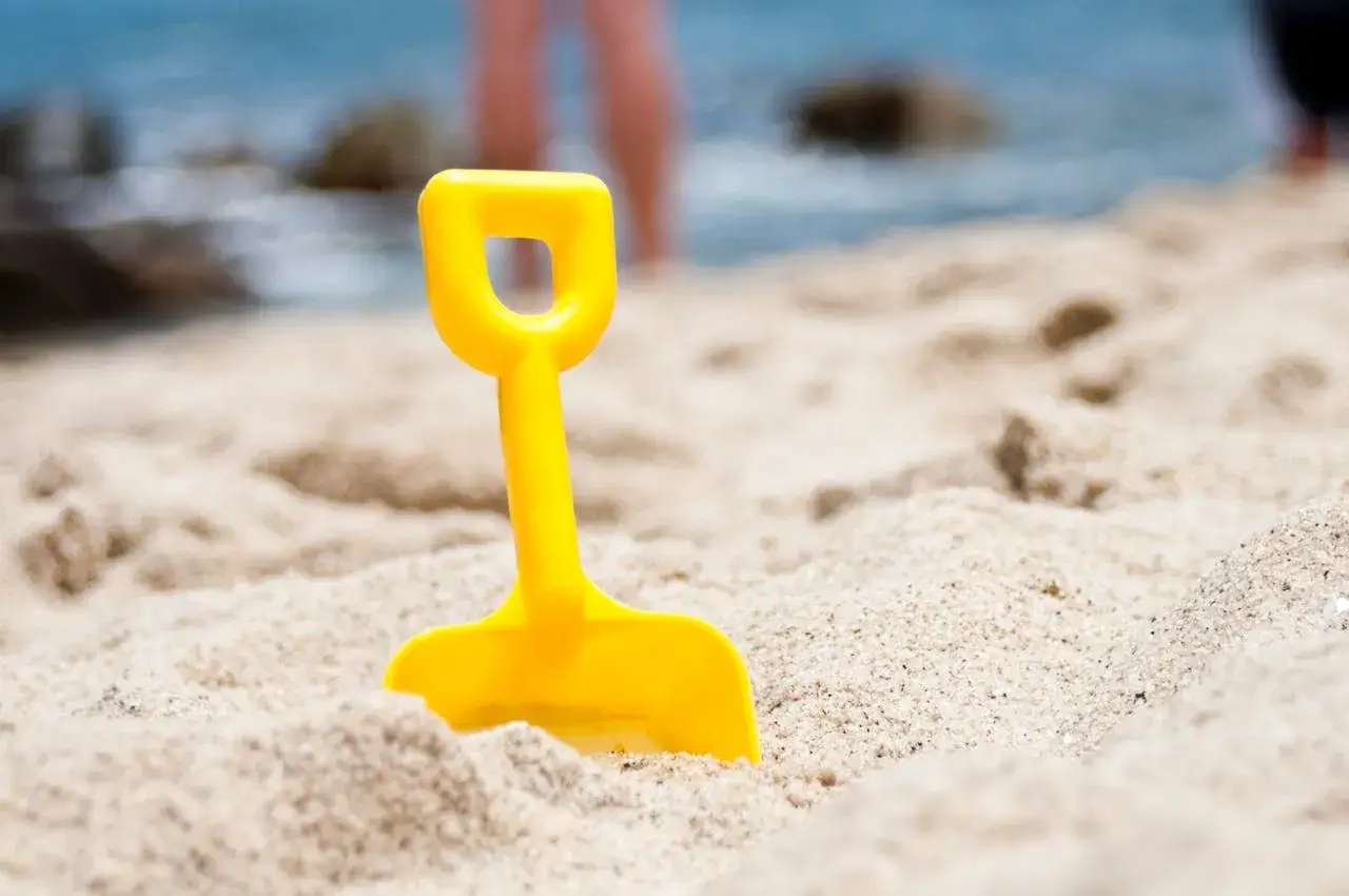 Brincar com Areia: Simples, Natural e Inesquecível